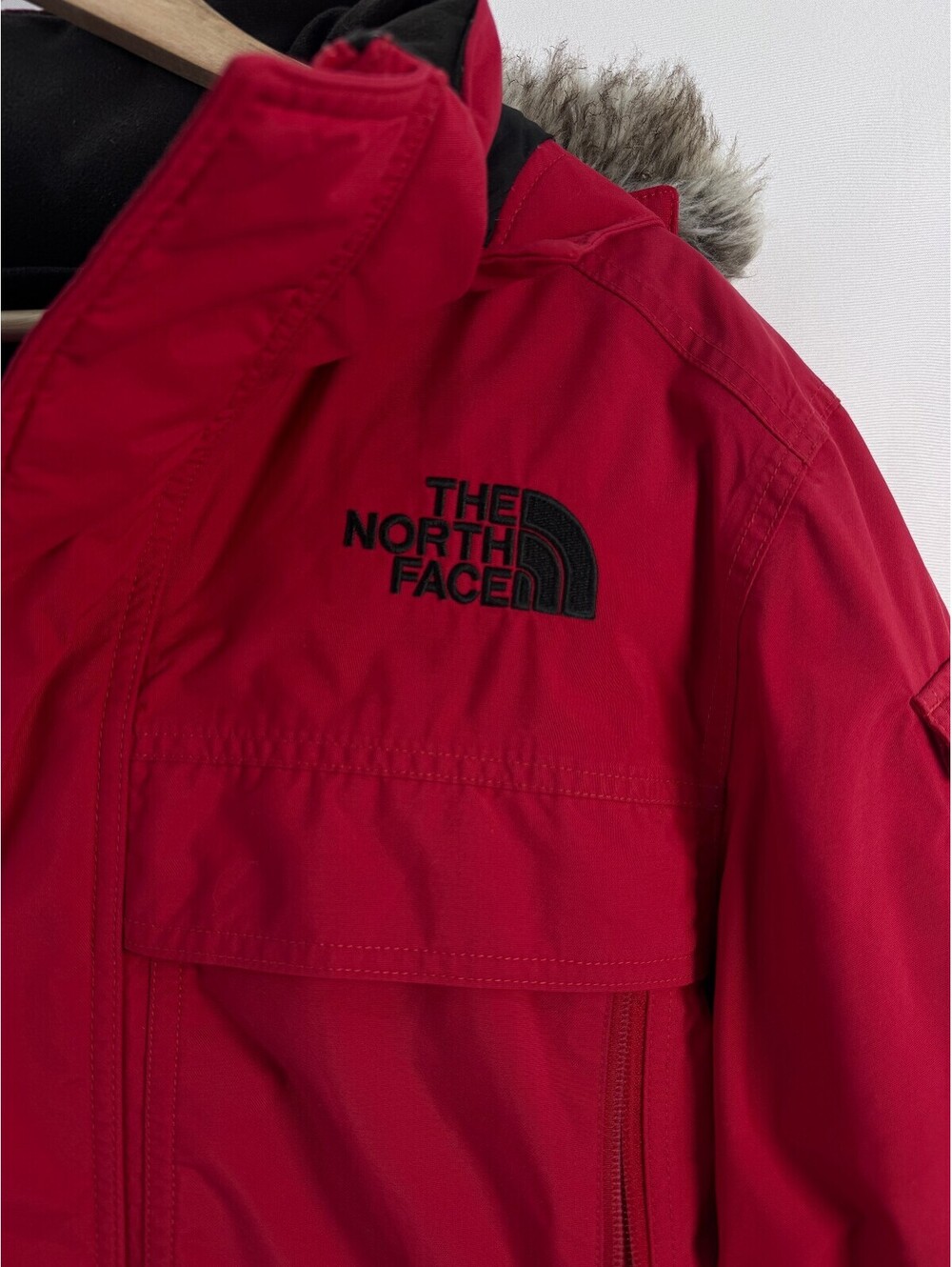 The North Face McMurdo 550 Down HyVent Fur Hood Parka Red Men's Small Gorpcore - Picture 3 of 14